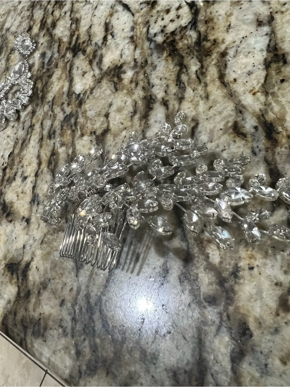 N/A sparkling crystal